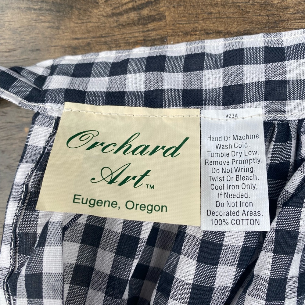 Orchard Art Crate Label Apron - Picture 7 of 7